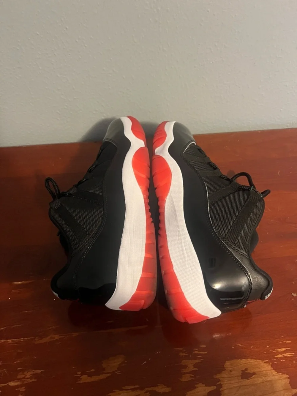 Jordan Men's Athletic Shoes Retro 11 low 2025 worn 1 time